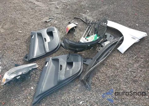 2017 Mitsubishi Lancer Es z USA, uszkodzony, nr VIN JA32V2FW0HU008457